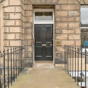 Apartment Melville Street, Edinburgh